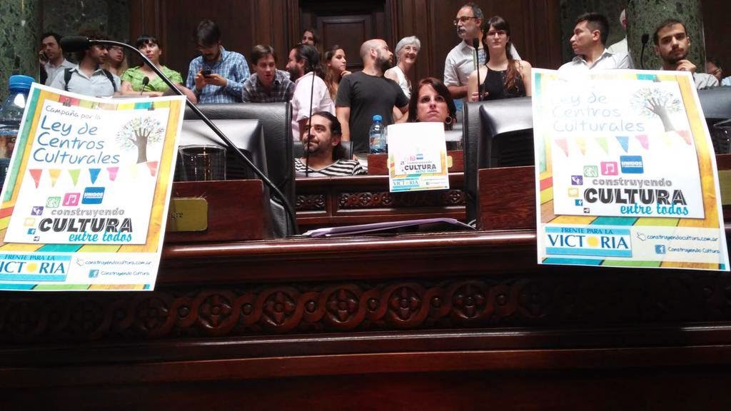 Aprueban por unanimidad la ley de centros culturales