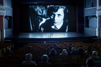 Cine en el Centro Cultural 25 de Mayo