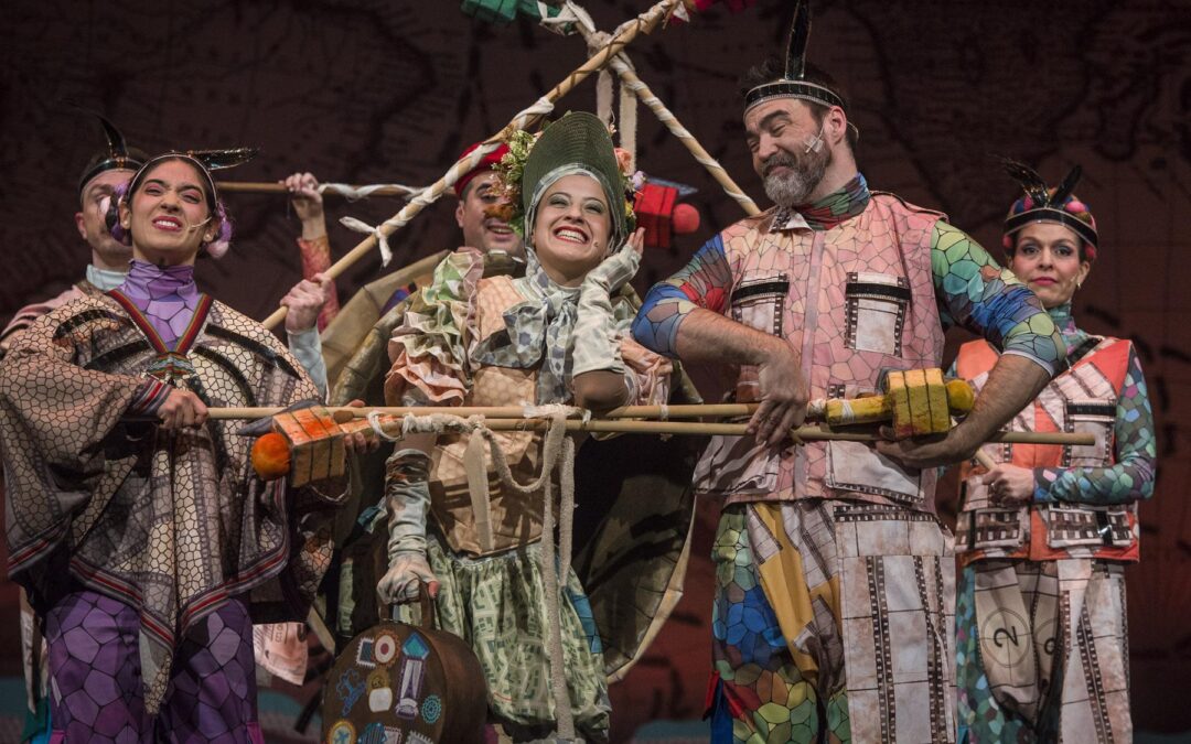 “Manuelita, mi casa es el mundo” en el Teatro Regio